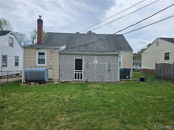 4th image of 106 W Quince Ave