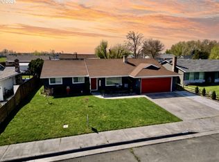 825 W Division Ave, Hermiston, OR 97838