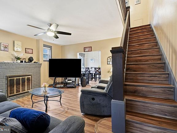 5th image of 306 S Springfield Rd