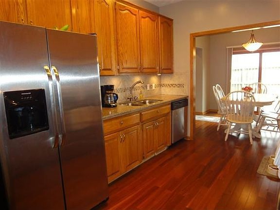 3rd image of 7618 S 45th Ave