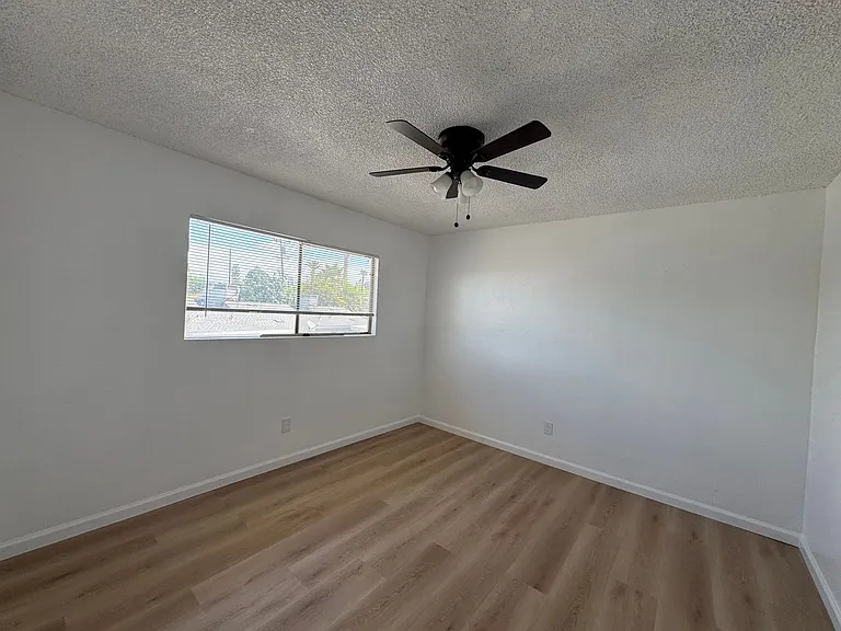 2601 Bishop Dr — Photo 3
