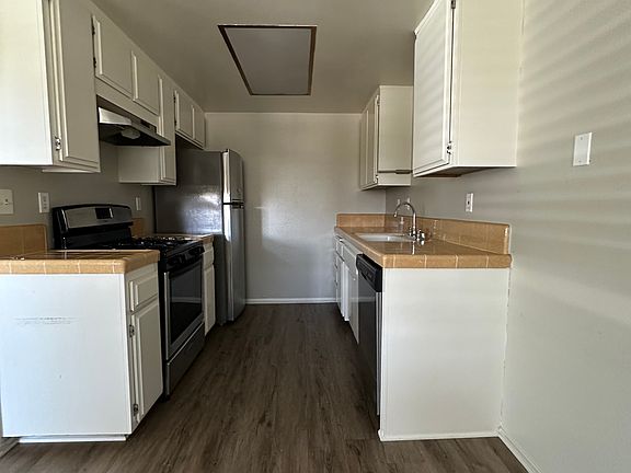 3rd image of 5305 Tyler Ave #1