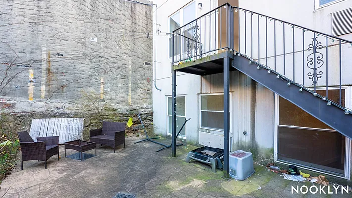 Rented by Nooklyn NYC LLC | media 9