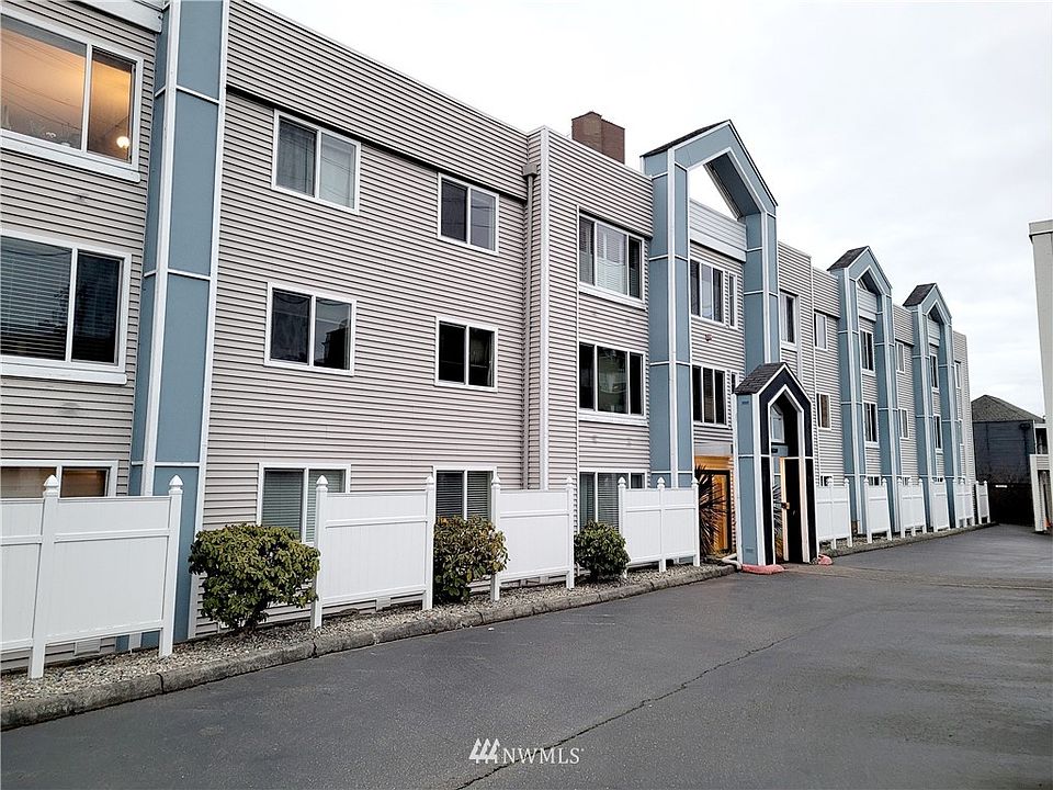 1st image of 25 N Broadway #210