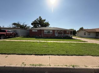 209 N Bowie Ave, Tulia, TX 79088