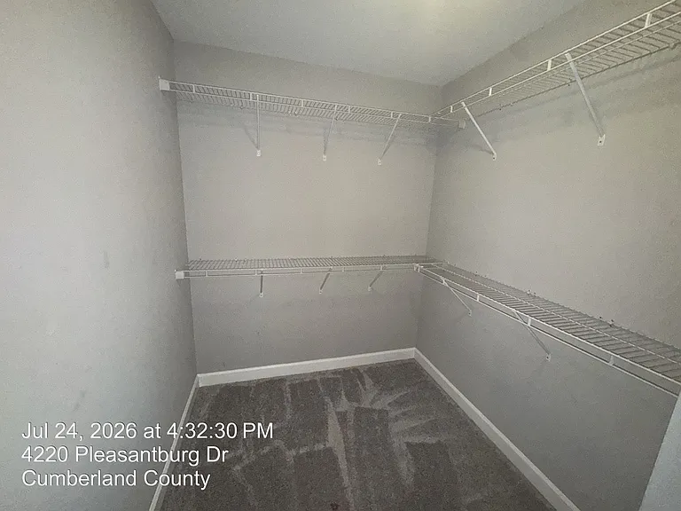 4220 Pleasantburg Dr — Photo 20