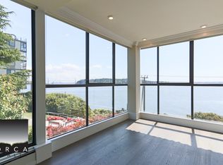 2108 Argyle Ave #203, West Vancouver, BC