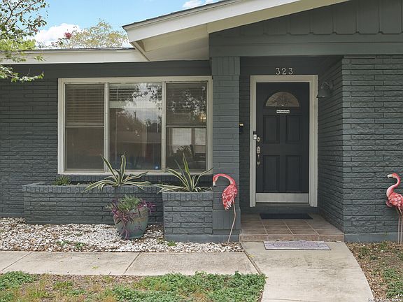 3rd image of 323 SPRUCEWOOD LN