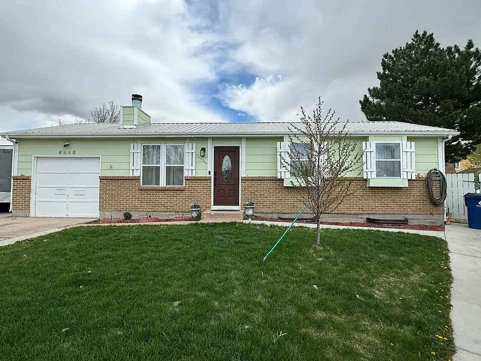 4840 Ridenour Dr