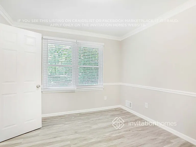 542 Allana Ct — Photo 8