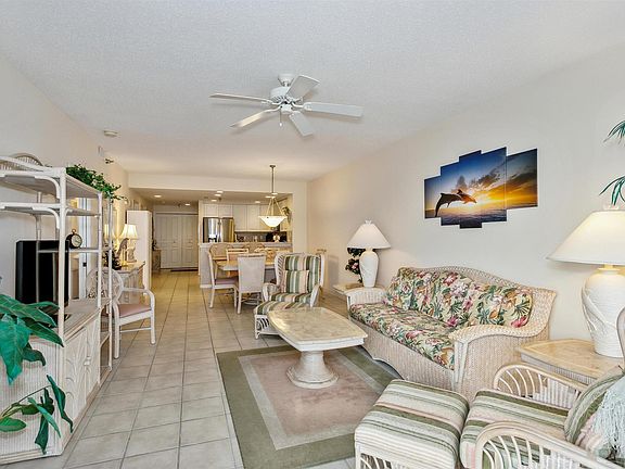 3rd image of 22 Via Deluna Dr #803