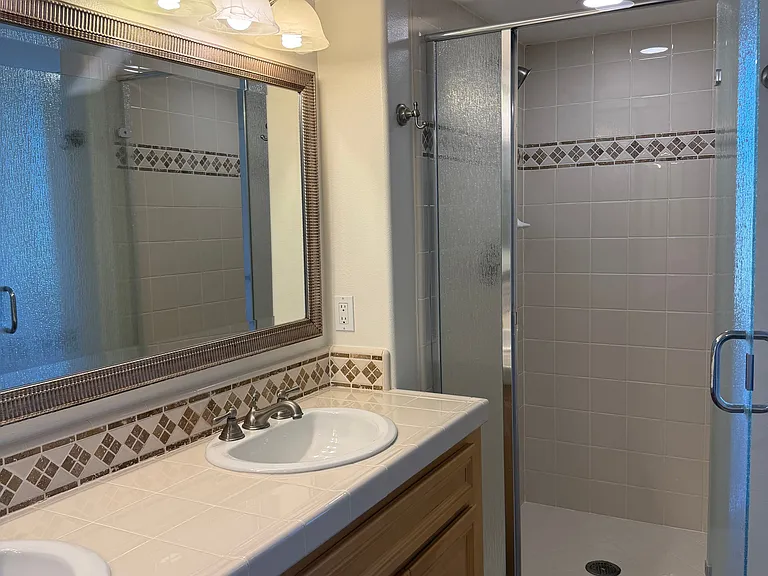 Tradewinds Dr — Photo 26