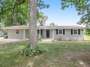 11667 Melridge Dr, Middlebury, IN 46540