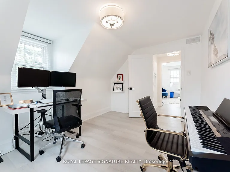 437 Watson Ave — Photo 32