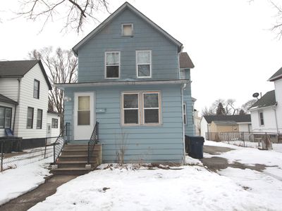 906 Edwards St, Waukegan, IL, 60085