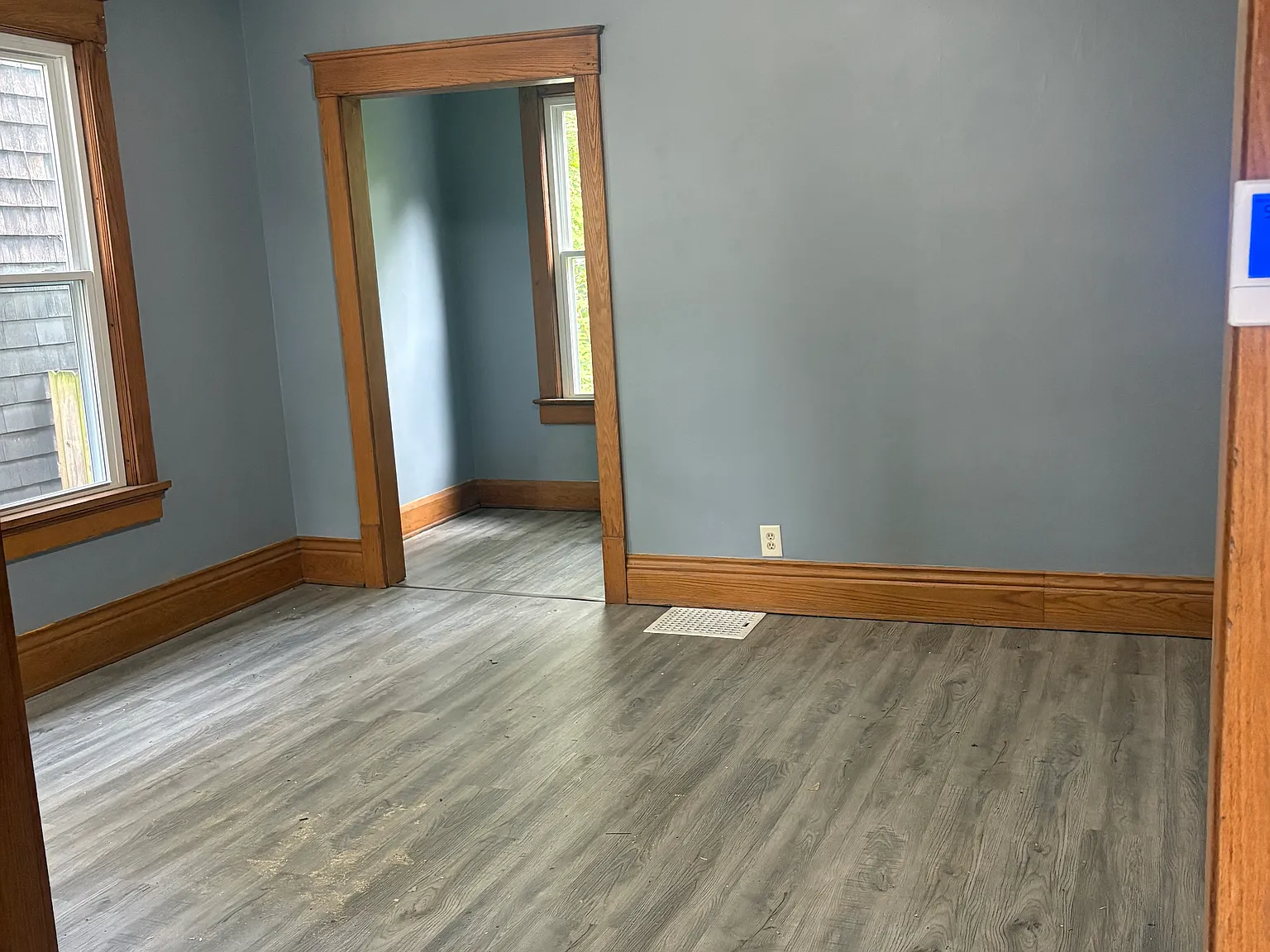 2 bed, 1000 sqft, $1,000 — Photo 2