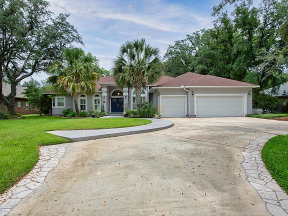 2nd image of 2760 Pebble Beach Dr