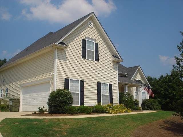 2nd image of 376 Glenn Eagles Way