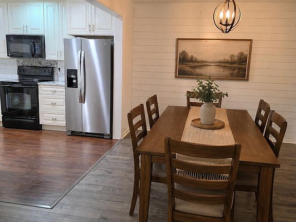 5th image of 102 Algiers Ct APT 3