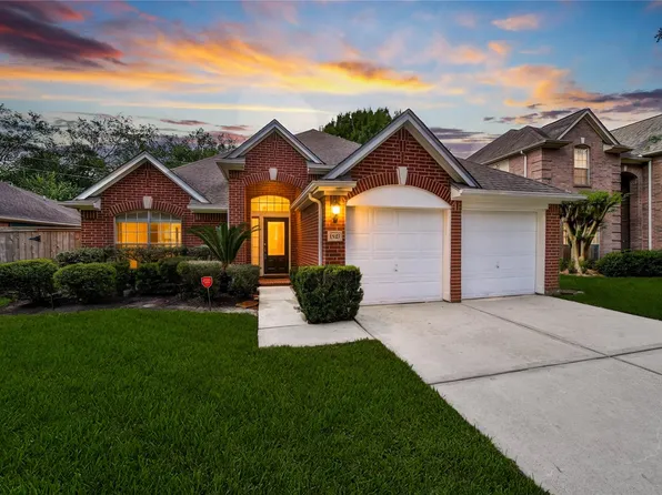 15427 Truslow Point Ln, Sugar Land, TX 77478