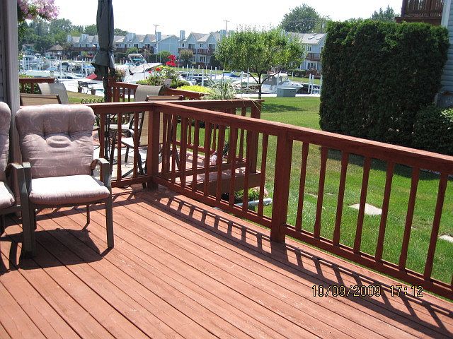BACK DECK OVERLOOKING MARINA