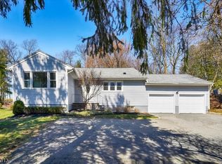 265 E Northfield Rd, Livingston, NJ 07039