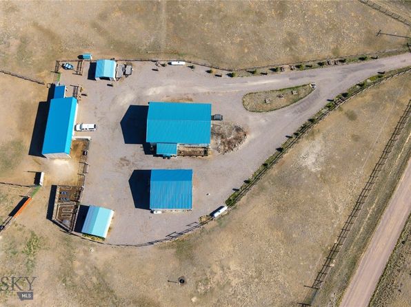 10 Dons Ln, Dillon, MT 59725