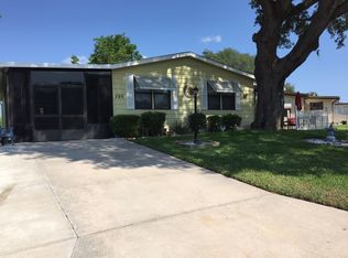 705 Roseapple Ave, Lady Lake, FL 32159