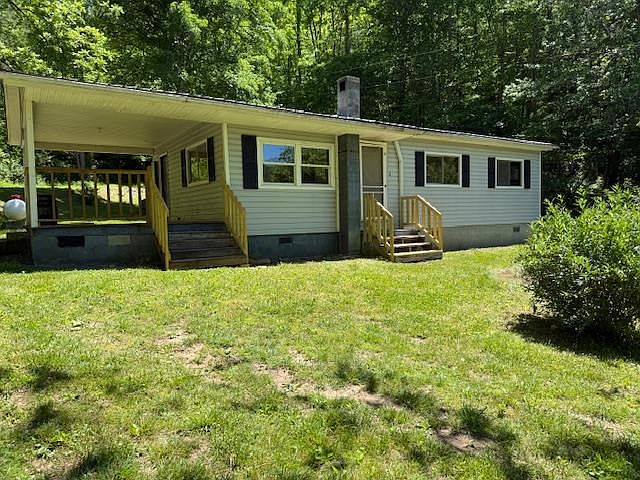 1st image of 3824 Hanging Dog Rd