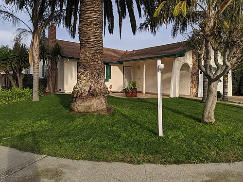 908 Labrador Way Photo 1