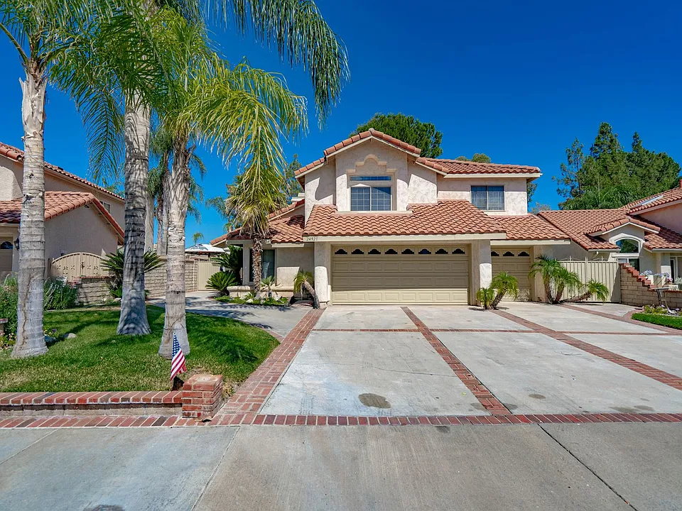 24921 Chicory Ct