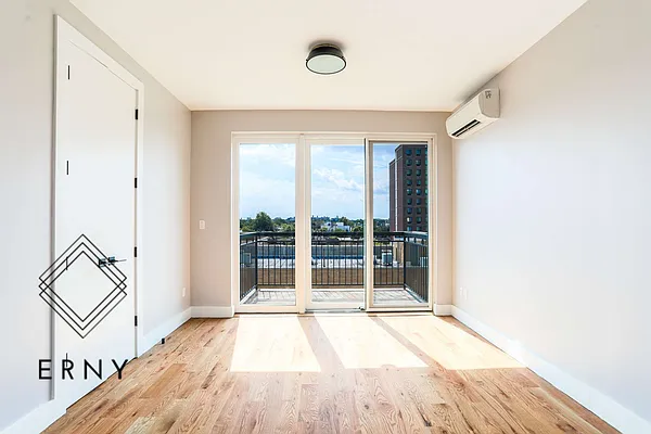 Rented by ERNY LLC | media 22