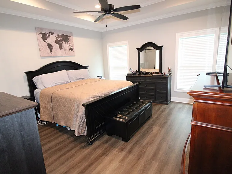 28 Redington Dr — Photo 10
