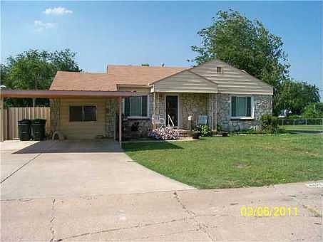 1st image of 4425 SE 21st St