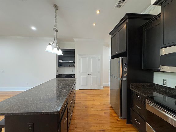 3rd image of 2604 Ulysses Rd