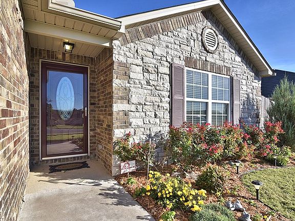 3rd image of 1295 Panther Ln