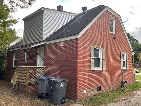 2nd image of 1316 Hill St
