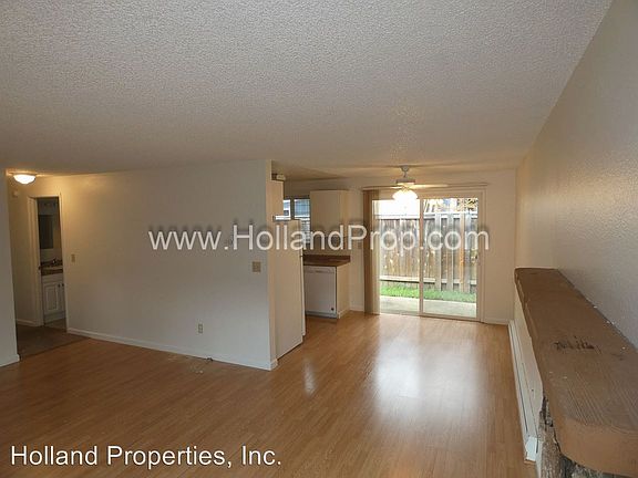 4th image of 2724 N Barlow Ct APT B