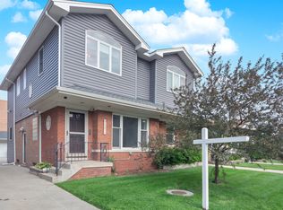 7307 N McVicker Ave, Chicago, IL