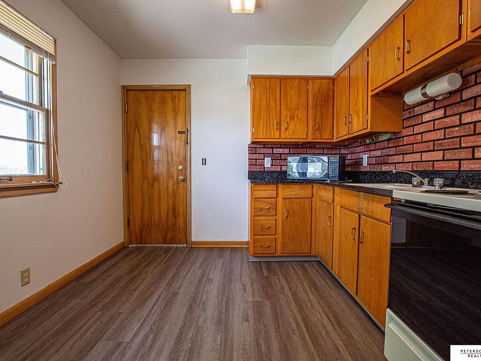 1st image of 3328 S 82nd Ave