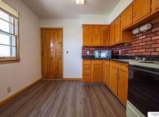 3328 S 82nd Ave, Omaha, NE 68124