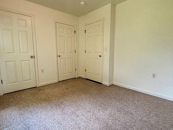 4th image of 222 & 224 Willard St