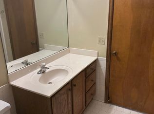 2320 Rockspring Rd, Toledo, OH 43614