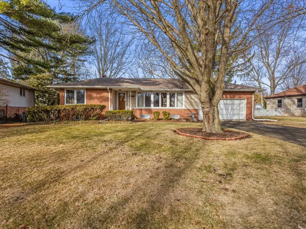 1203 Mayfair Rd, Champaign, IL 61821