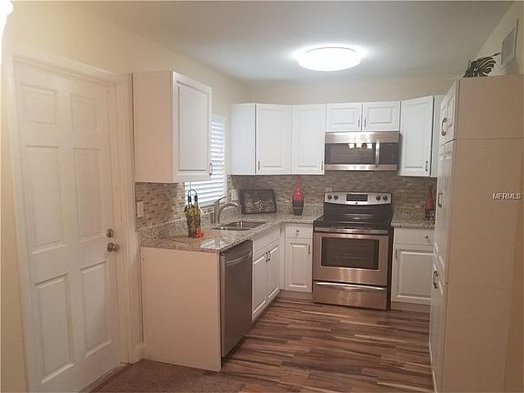 5th image of 2624 Dianjo Dr