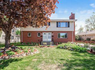 521 74th St W, Richfield, MN 55423