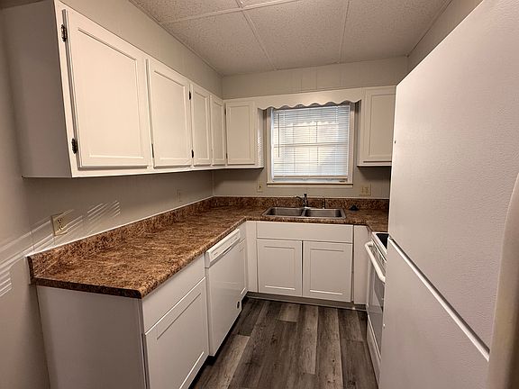 5th image of 1688 Old Highway 95 APT 1