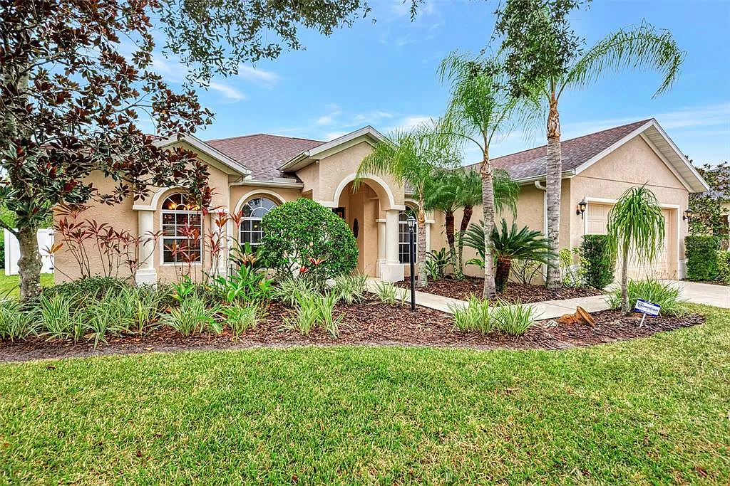 4 bed, 3.0 bath, 2578 sqft, $4,500 — Photo 2