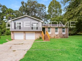 8225 Freestone Dr, Jonesboro, GA 30236