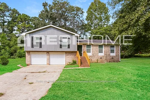 8225 Freestone Dr Photo 1
